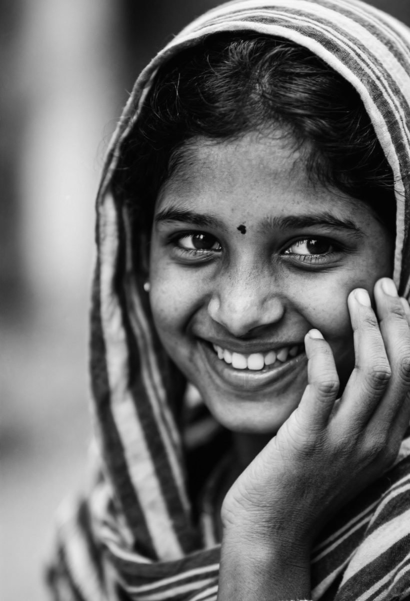 smiling-girl-headscarf